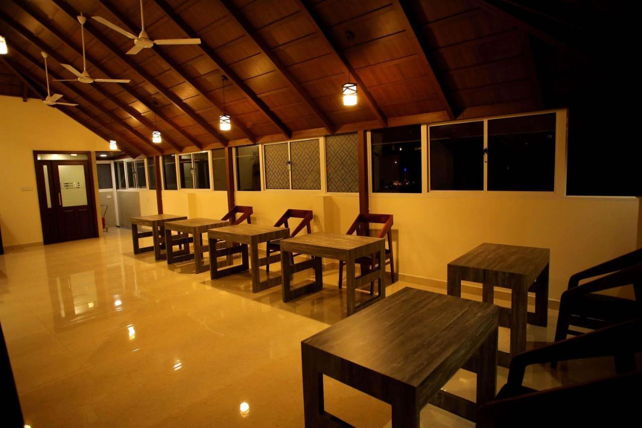 埃尔讷古勒姆 Kira Palace Residency酒店 外观 照片