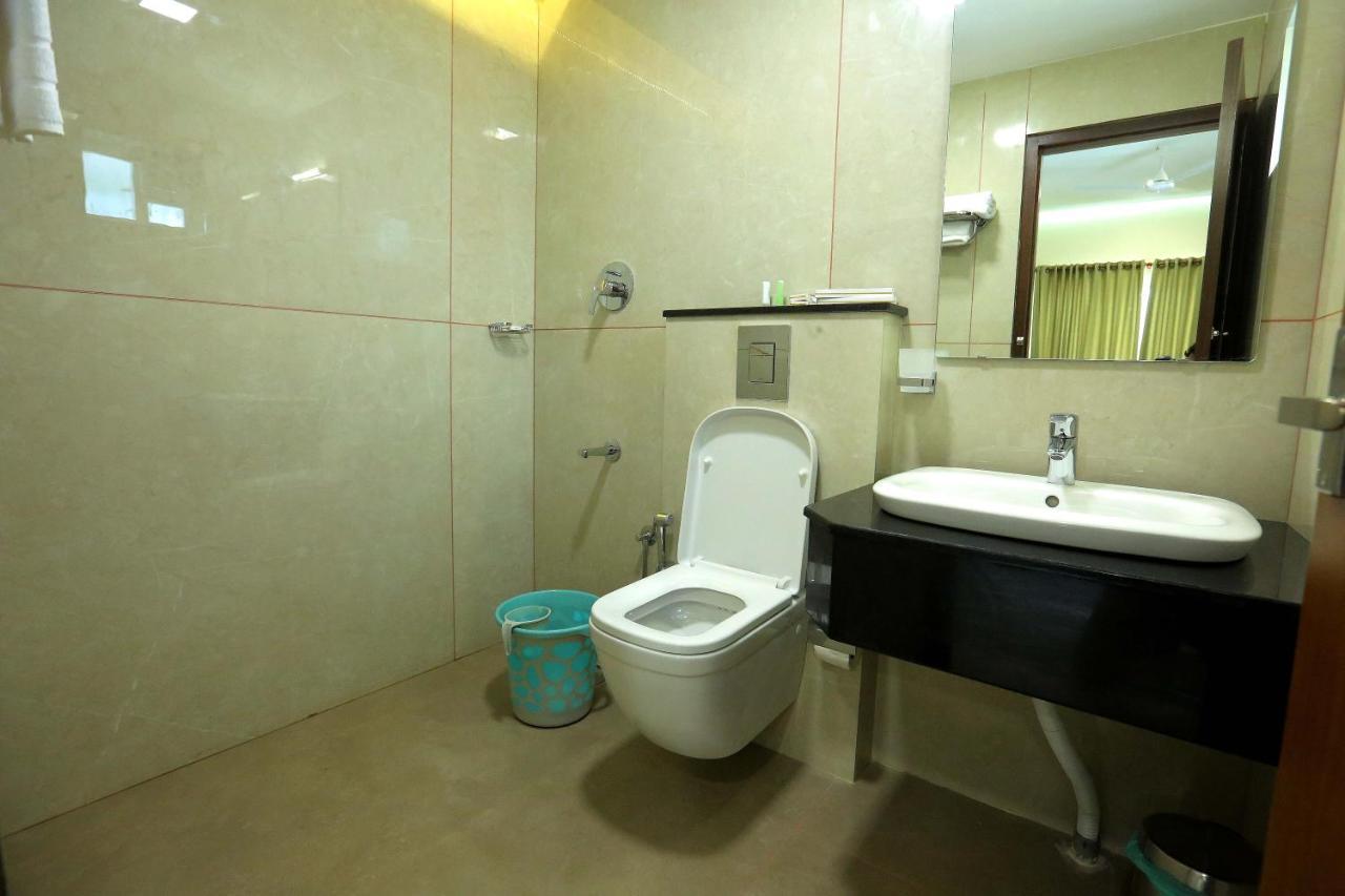埃尔讷古勒姆 Kira Palace Residency酒店 外观 照片